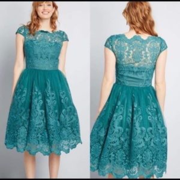 Lace cocktail dress - Picture 1 of 5